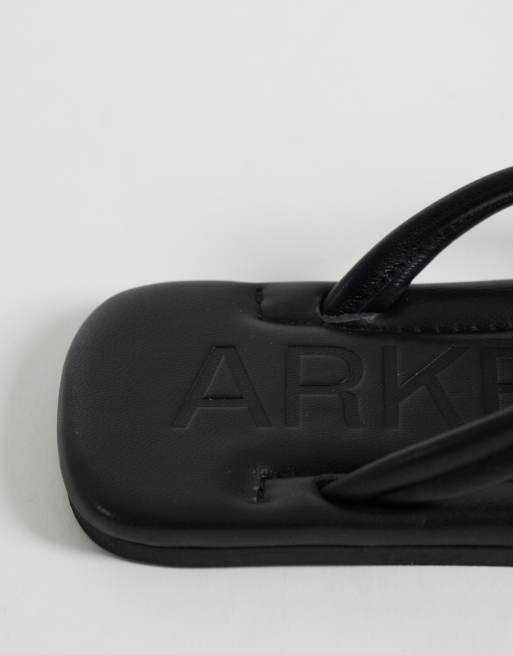 ARKET premium leather square toe flat flip flop thong sandal in black, 3 of 4