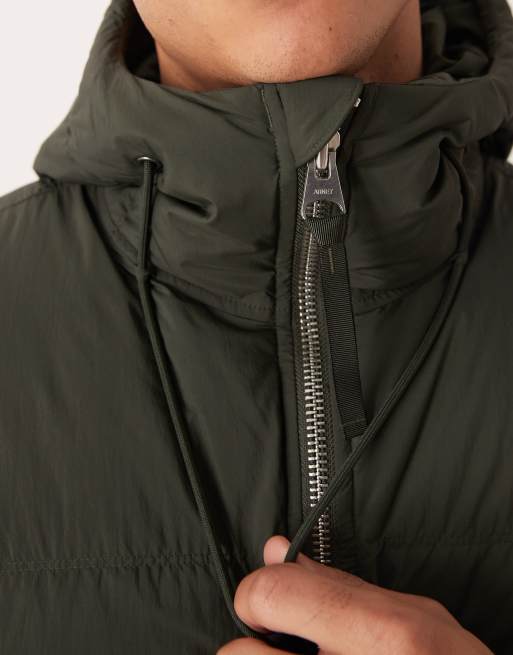 ARKET – Pufferjacke in Khaki mit Daunenfüllung und Kapuze, 5 von 5