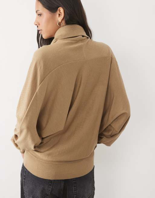 ARKET pull oversize à col cheminée et manches longues beige, 2 de 4
