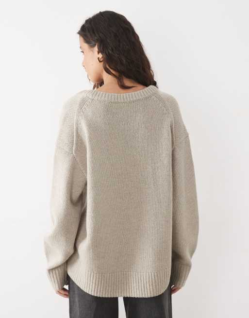 ARKET Pullover aus reiner Wolle mit tiefem U-Ausschnitt in Beige, 4 von 4