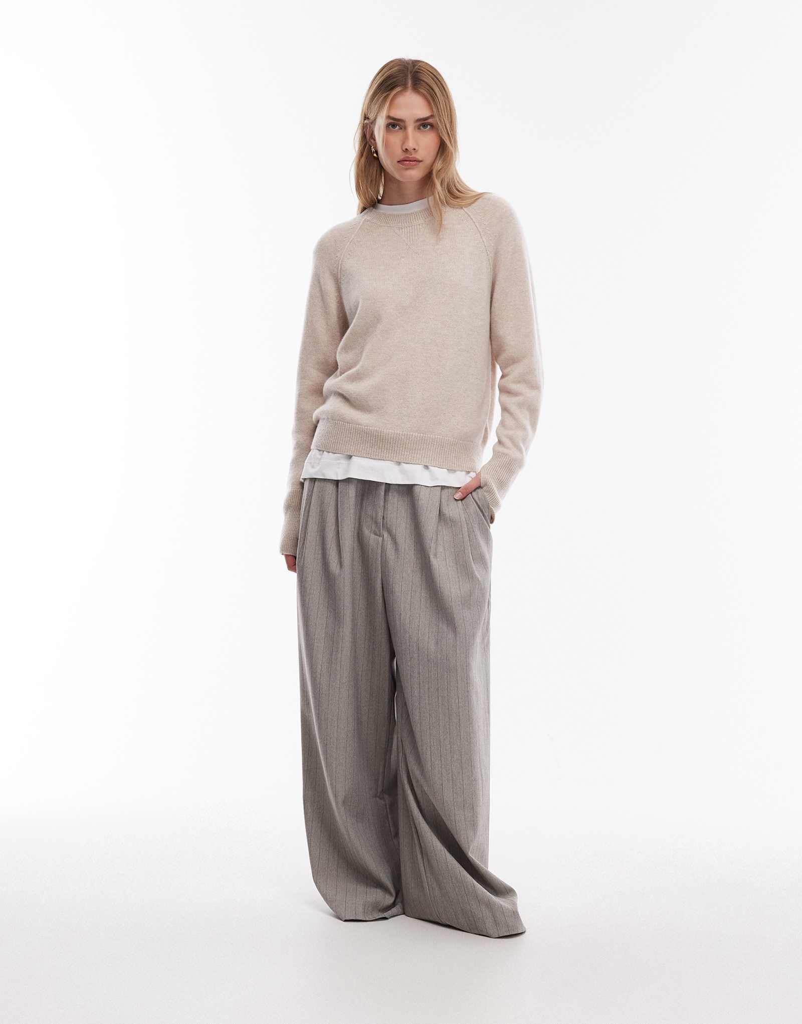 Вязаный свитер ARKET из чистого кашемира бежевого меланжа