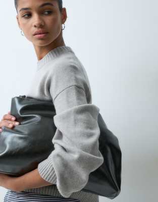 Arket Pure Cashmere Wool Relaxed Sweater In Gray