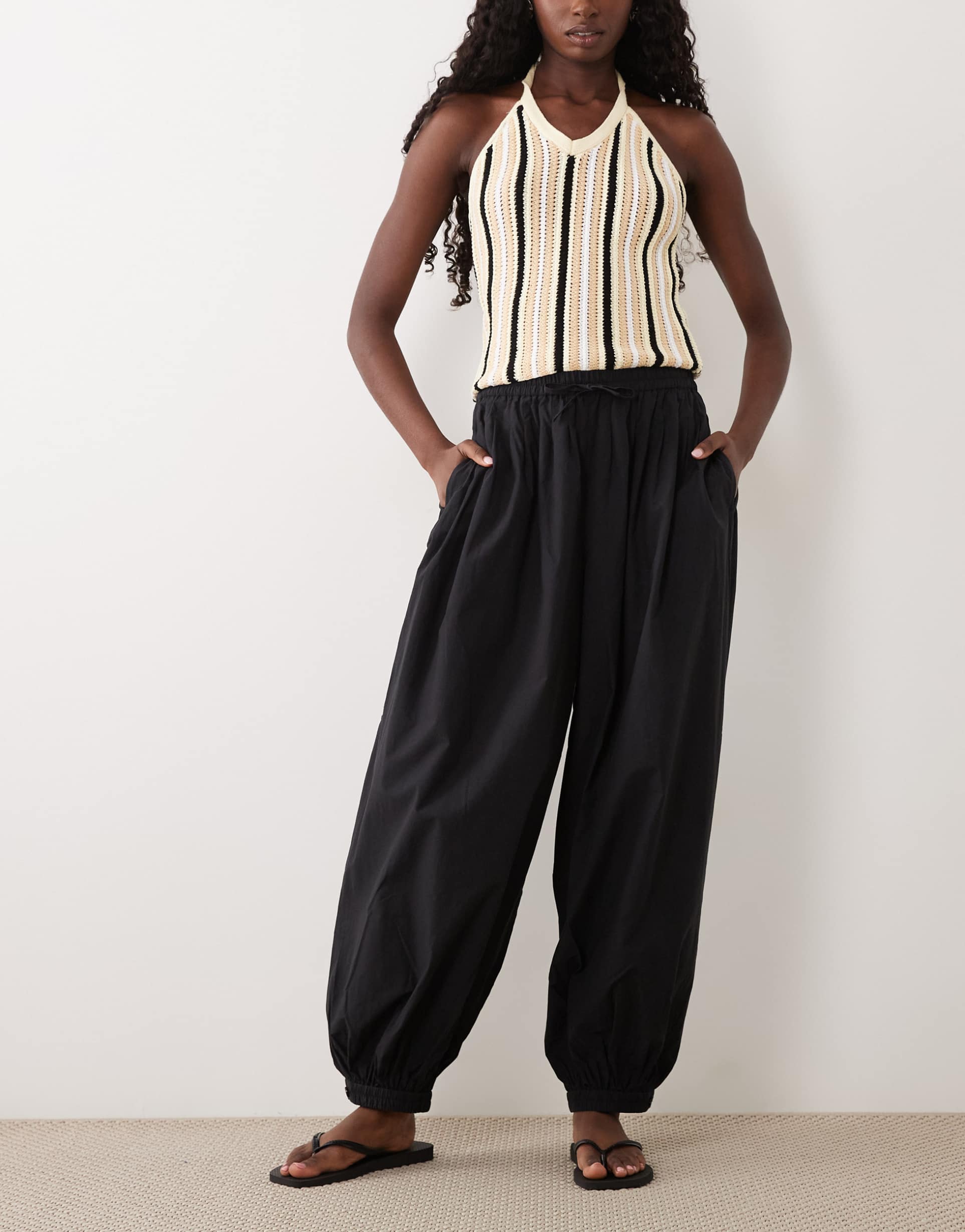 arket pure cotton balloon pants in black