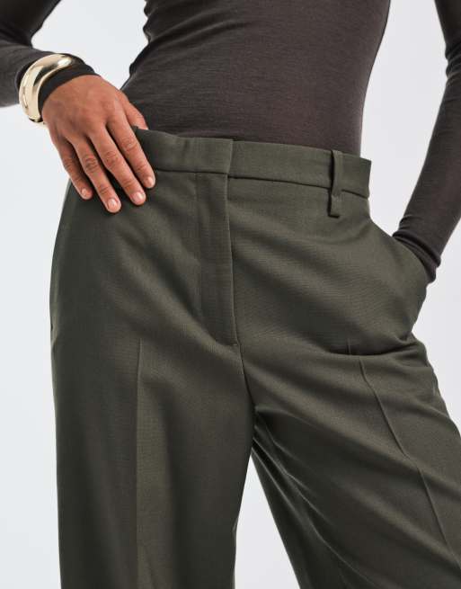 ARKET pure wool straight leg trousers with flat front in olive green, 3 of 5