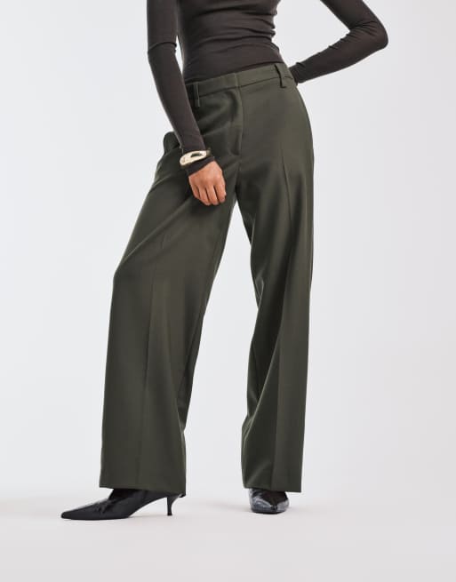 ARKET pure wool straight leg trousers with flat front in olive green, 5 of 5