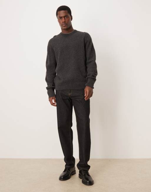 ARKET – Rippstrick-Pullover in Dunkelgrau mit hohem Wollanteil, Handgelenkstulpen, Daumenlöchern und Rundhalsausschnitt, 2 von 5
