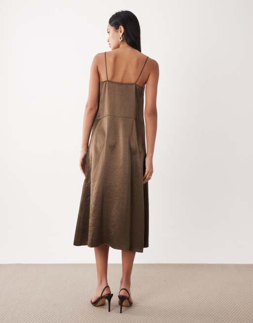 ARKET - Robe nuisette fendue en satin - Marron clair, 3 de 4