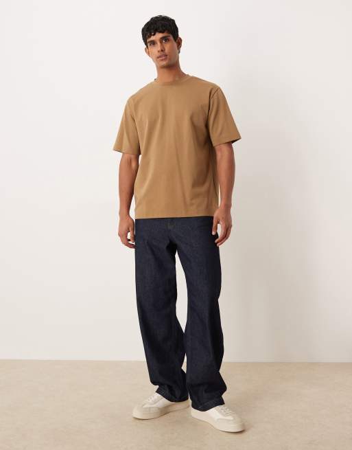 ARKET – Schweres, kurzärmliges Oversize-T-Shirt in Braun aus neoprenartigem Interlock-Stoff, 2 von 5