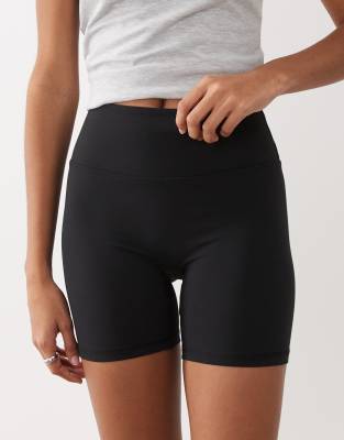 Arket Soft Stretchy Legging Shorts In Black