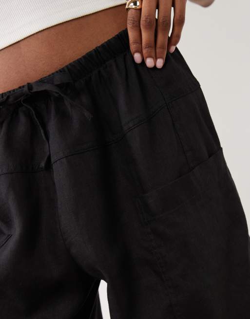 ARKET - Sorte bermudashorts i hør med lommer foran, 3 af 5