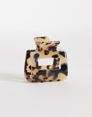 ARKET square claw clip in beige tortoise print 