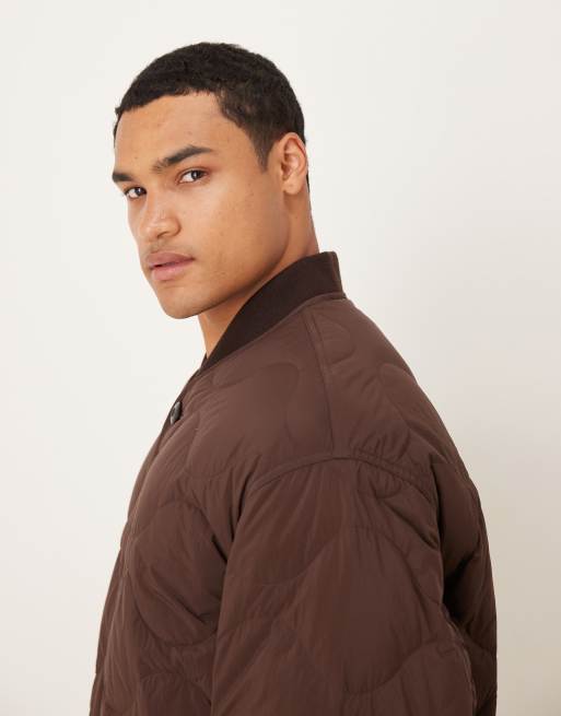 ARKET – Steppjacke in Braun mit geripptem Kragen, 4 von 5