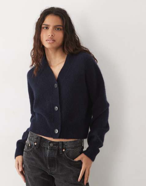 ARKET supermjuk kofta med v-ringning i navy - view 1