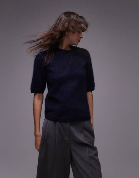 ARKET – Superweicher, flauschiger Strickpullover aus Wolle in Blau mit Rundhalsausschnitt - view 1