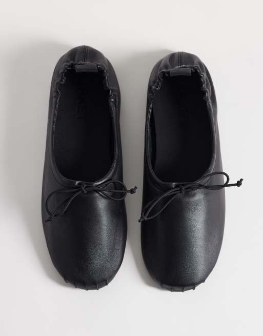 ARKET – Svarta, platta ballerinaskor i läder, 2 av 4