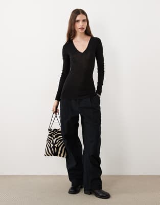 Arket V Neck Long Sleeved Wool Rib Top In Black