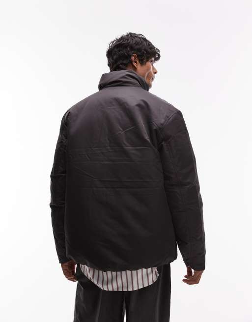 ARKET - Veste matelassée épurée zippée devant et poches à rabat devant - Noir, 4 de 4