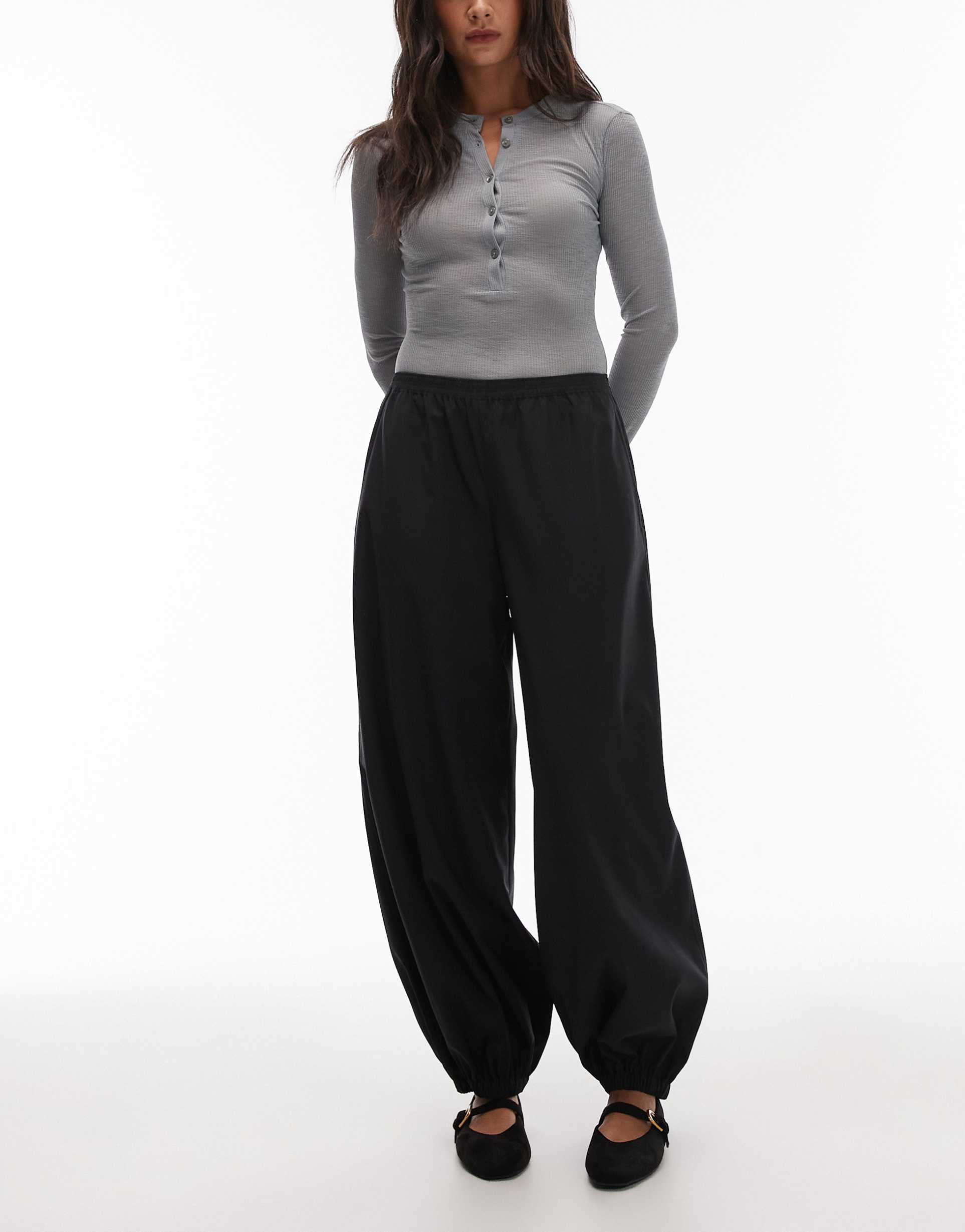 arket wool blend barrel leg pants in black