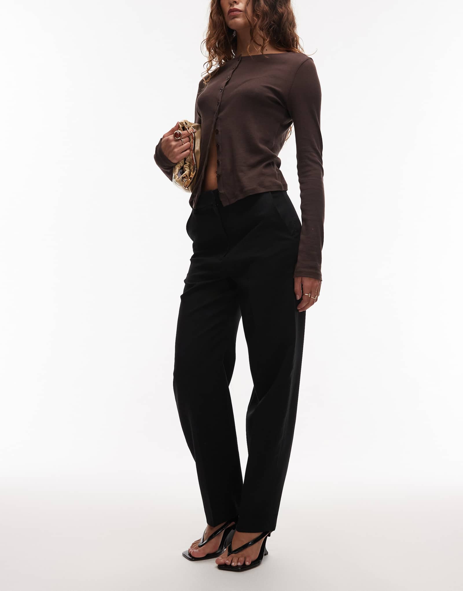 Укороченные брюки из эластичной шерсти ARKET черного цвета