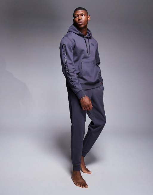 Armani 1 set