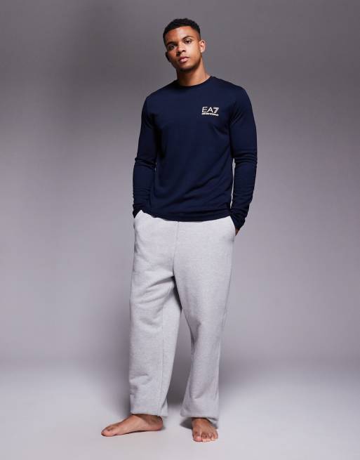Armani - EA7 - Blå T-shirt med lange ærmer og lille guldfarvet logomærke, 2 af 4