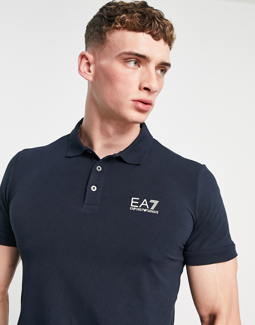 Armani – EA7 Core ID – Polohemd in Marineblau mit Logo günstig online kaufen