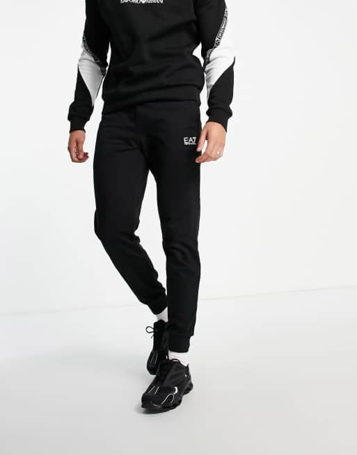 Armani - EA7 Core ID - Sorte joggingbukser med logo