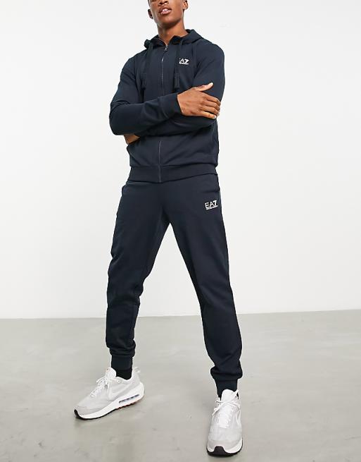 Armani – EA7 Core ID – Trainingsanzug aus Frottee mit Kapuze in Marineblau Armani – EA7 Core ID – Trainingsanzug aus Frottee mit Kapuze in Marineblau
