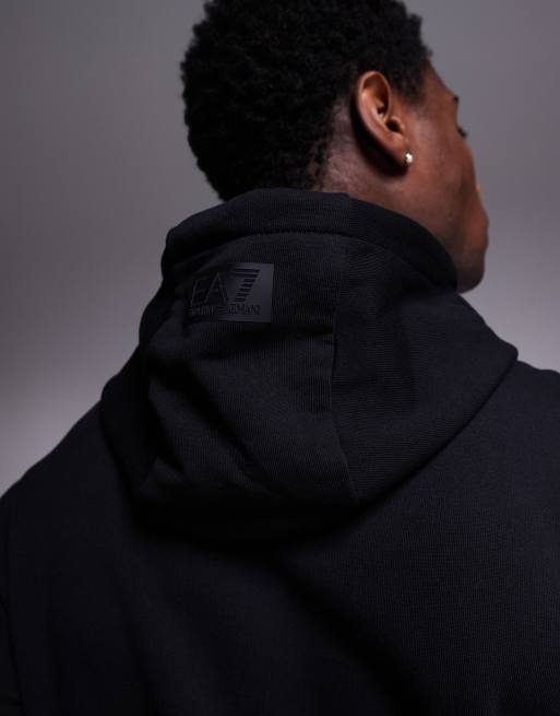 Armani – EA7 – Czarna bluza z kapturem i wytłoczonym logo na środku, 4 z 4