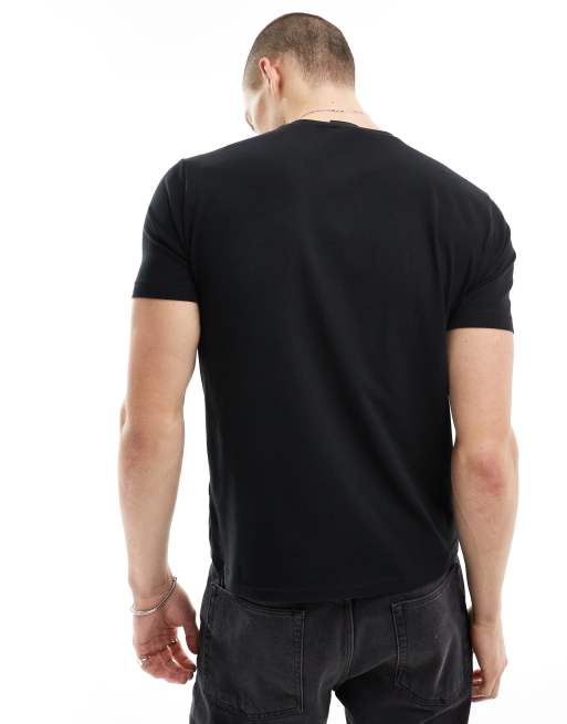 Armani – EA7 – Czarny T-shirt z dużym złotym logo na piersi, 2 z 4