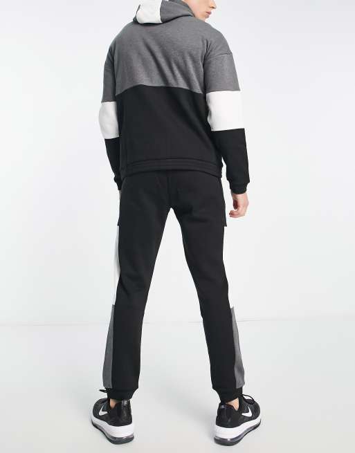 Ea7 hot sale black joggers