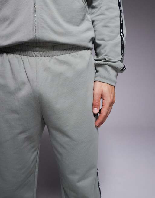 Armani - EA7 - Joggers verde salvia con polsino sul fondo e nastro con logo in coordinato, 5 di 5