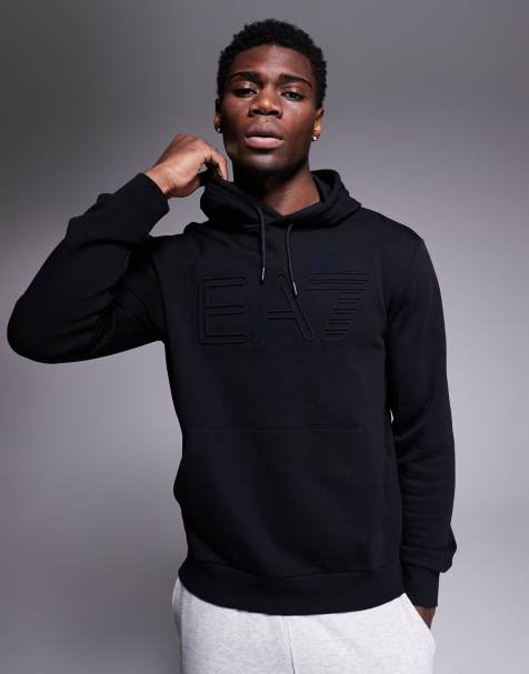 Armani – EA7 – Kapuzenpullover in Schwarz mit mittigem geprägtem Logo - view 1