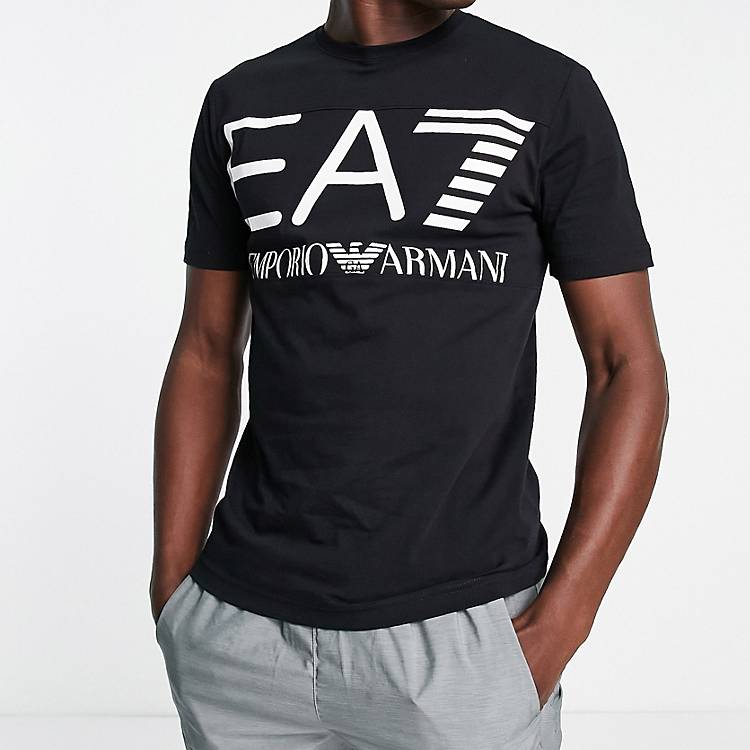 Weerkaatsing inhalen huichelarij Armani EA7 large logo t-shirt in black | ASOS