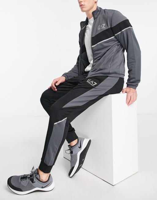 Armani EA7 Surv tement avec veste zipp e col chemin e et pantalon de jogging Gris