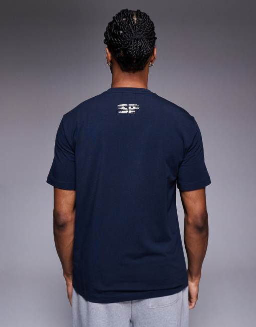 Armani – EA7 – T-Shirt in Marineblau mit „Sport"-Rückenprint, 3 von 5