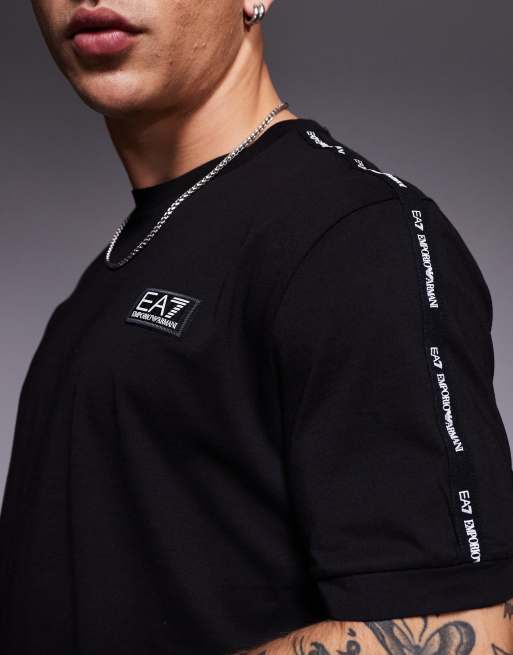 【Emporio Armani】EA7 テープ ラージ ロゴ Tシャツ ※送関込 Armani EA7 t-shirt with logo tape detail in black - part of
