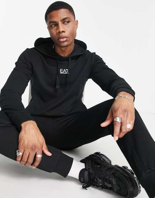 Emporio armani ea7 overhead hot sale tracksuit