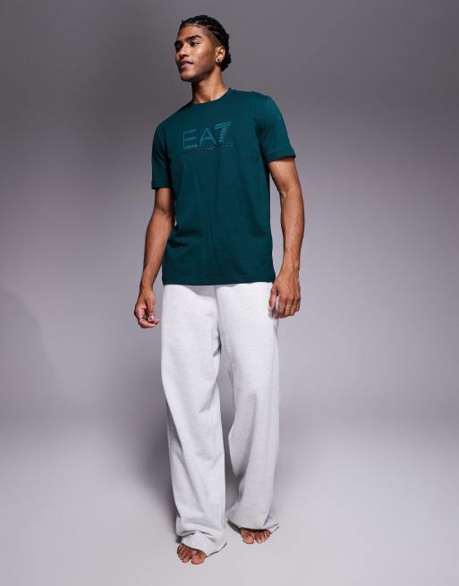 Armani EA7 train visibility large logo t-shirt in ponderosa pine, 2 of 5