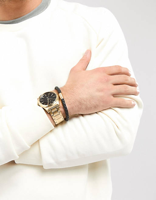 Armani Exchange – AX7104 – Geschenkset mit Uhr & Armband in Gold | ASOS