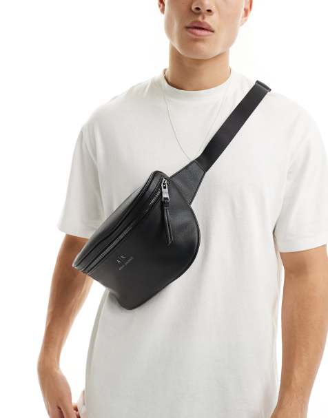 Armani Exchange - Borsello a tracolla in pelle sintetica martellata nera con logo - view 1