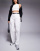 Thumbnail 1 van 5