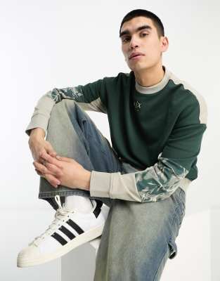 ARMANI EXCHANGE CREW SWEATSHIRT IN GREEN