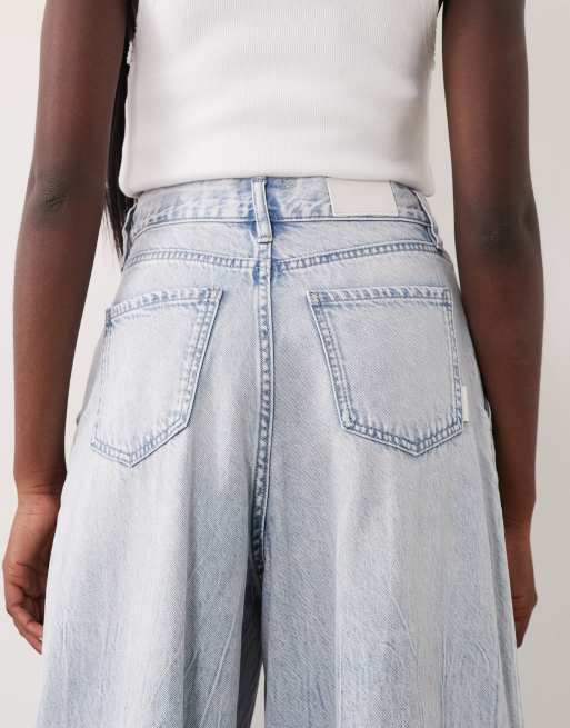 Armani Exchange double pleat wide leg jeans in light blue, 4 of 5