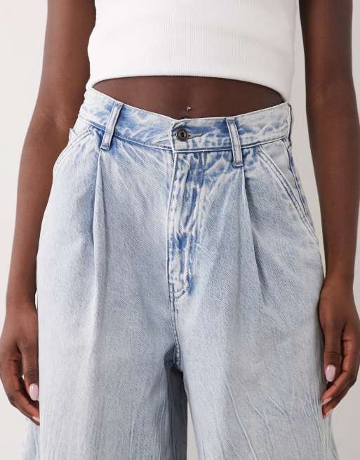 Armani Exchange double pleat wide leg jeans in light blue, 5 of 5