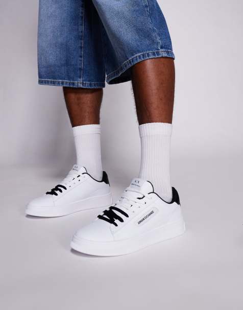 Armani Exchange - Hvide og sorte sneakers med chunky logo - view 1