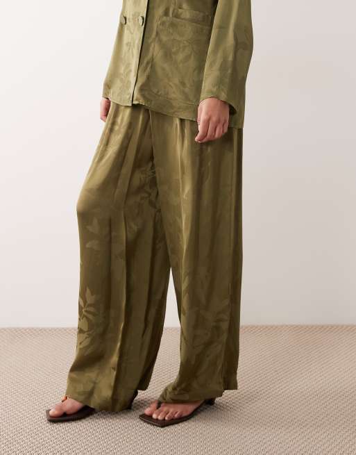 Armani Exchange – Kakifärgade, blommiga byxor i jacquard med vida ben, del av set, 2 av 5