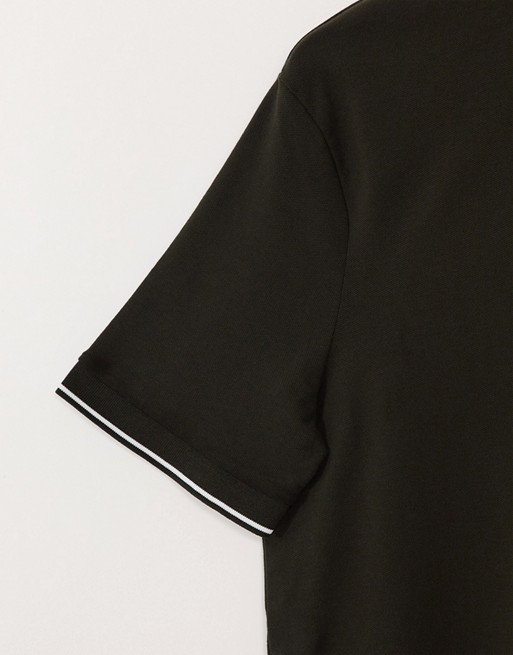 Armani Exchange – Koszulka polo z zamkiem pod szyją w kolorze khaki ILNM