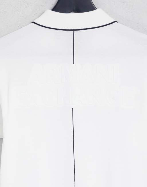 Armani Exchange – Polohemd in Weiß mit Reißverschluss und geprägtem Markenlogo hinten , 3 von 4