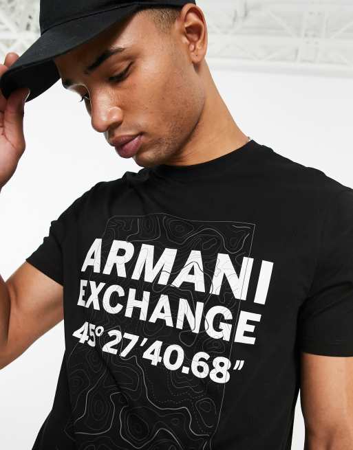 Armani Exchange - Sort T-shirt med stort logo i afslappet pasform